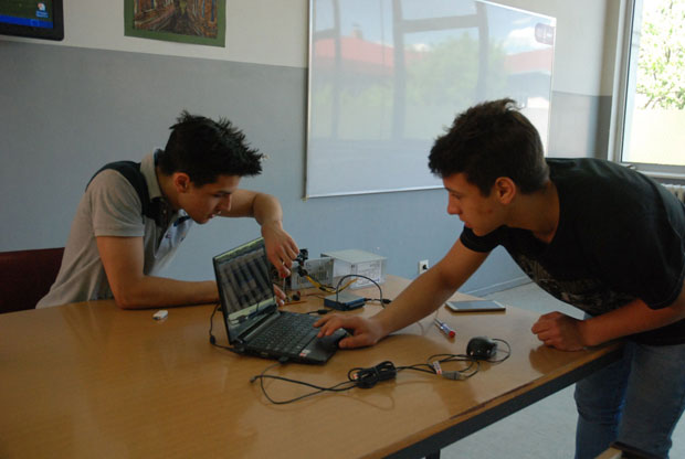 Два Ајнштајна под једним кровом